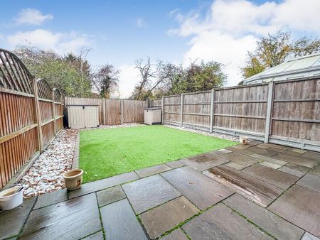 2 bedroom terraced house to rent - Photo 5