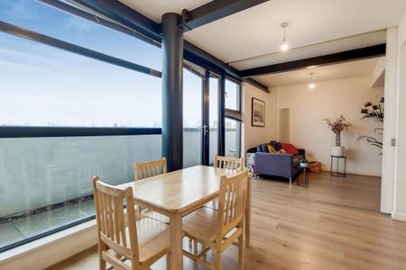 2 bedroom flat to rent - Photo 4