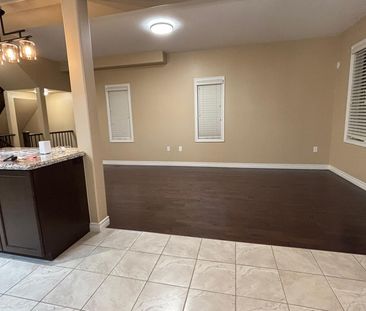 For Lease - 6 Chestnut Drive Unit# 16, Grimsby, Ontario - Photo 2