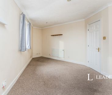 2 bedroom apartment to rent Crown Mews, 15 Clarence Road, Gosport, ... - Photo 3