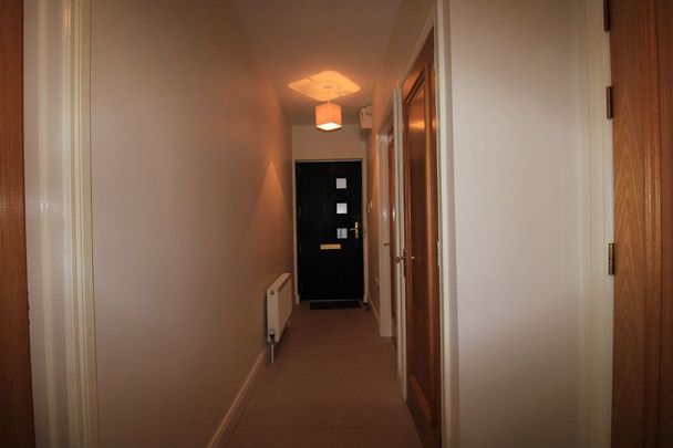 Apartment to rent in Limerick, Newtown - Photo 1