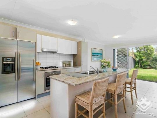 MODERN TOWNHOUSE HALPINE LAKE MANGO HILL - Photo 1