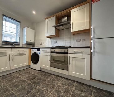2 bedroom flat to rent - Photo 4