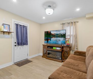 For Lease - 13 Lewis Street, Hamilton, Ontario - Photo 2