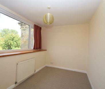 3 bed terraced house to rent in High Street, Burniston, YO13 - Photo 6