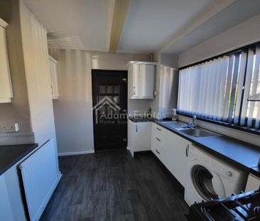 Edge Avenue, Dewsbury - Photo 1