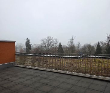MIETEN OHNE MIETKAUTION - Terrassenwohnung mit Aussicht ins Grüne - Photo 3