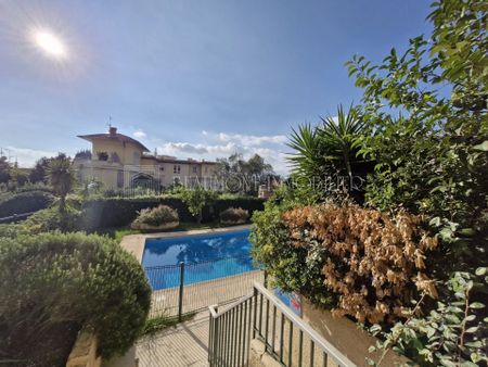Location Appartement 2 pièces 45m² NICE 06000 - Photo 3