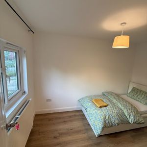 Room in a Shared House, Hampden Way, N17 - Photo 2