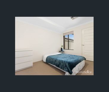 Contemporary Home with excellent Location! - Photo 6