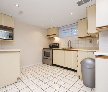 For Lease - 14 Foxwood Grove Unit# Bsmt, Toronto, Ontario - Photo 5