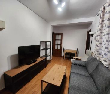 Piso de alquiler en Casco Histórico - Ribera - San Basilio - Photo 1
