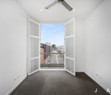 “Character, Charm & Convenience in a Heritage Setting” - Photo 2