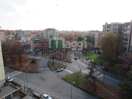 Piazza Amati carlo, Milano, Lombardy 20147 - Photo 3