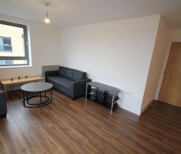 2 bedroom flat to rent - Photo 1