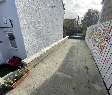 23 Springfield Drive, Belfast, BT12 7EL - Photo 4