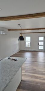 Beau grand 5 1/2 a louer - Photo 3