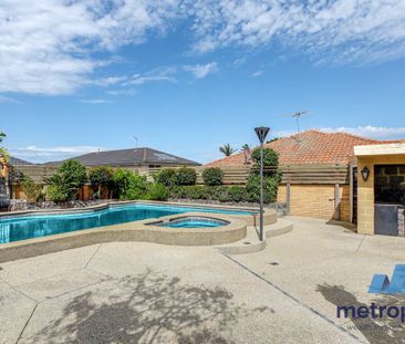 18 Schulz Street, BENTLEIGH EAST, VIC - Photo 3