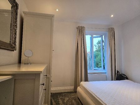 Room in a Shared Flat, Chippenham Road, W9 - Photo 4