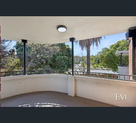 3/111 Winthrop Avenue, Nedlands, WA 6009 - Photo 4