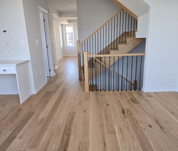 For Lease - 5959 Saigon Street, Mississauga, Ontario - Photo 5