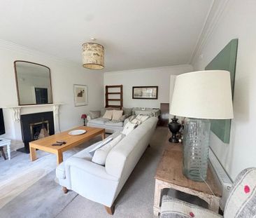 3 bedroom apartment to rent - Photo 2