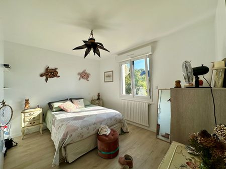 A LOUER APPARTEMENT T3 RDC AVEC JARDIN LIMERZEL 56220 BRETAGNE MORBIHAN - Photo 2