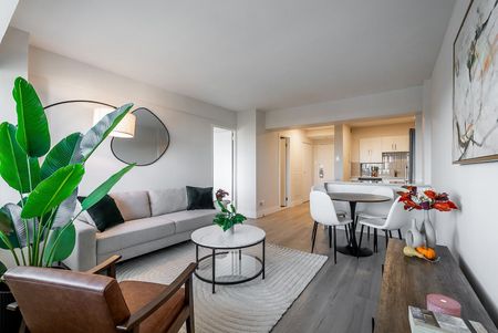 5311 Sherbrooke Ouest, Montréal, QC - Photo 3