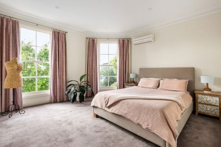 55A Hanby St, Brighton VIC 3186 - House For Rent | Domain - Photo 2