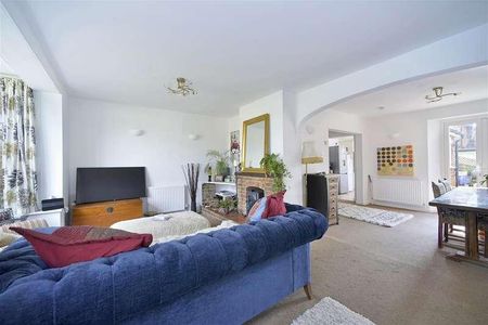 The Common, Cranleigh, GU6 - Photo 2