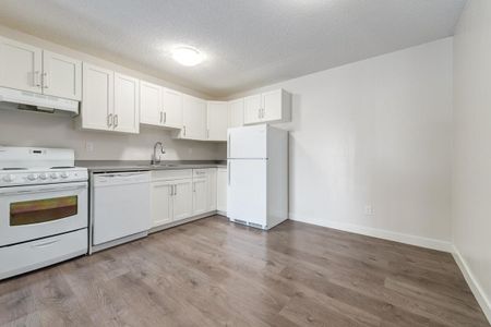 Premier Suite - 2 Bedroom - Photo 5