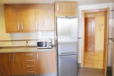 2 Bedroom Apartment For Rent in San Pedro de Alcántara, Málaga - Photo 4