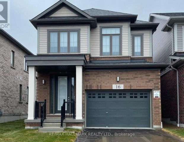 16 CROSSMORE CRESCENT — 3 Bedroom - Photo 1