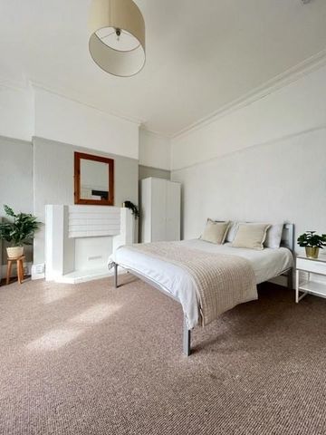 6 bedroom terraced house to rent - Photo 5