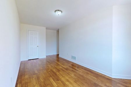 For Lease - 26 Aylesworth Avenue, Toronto, Ontario - Photo 4