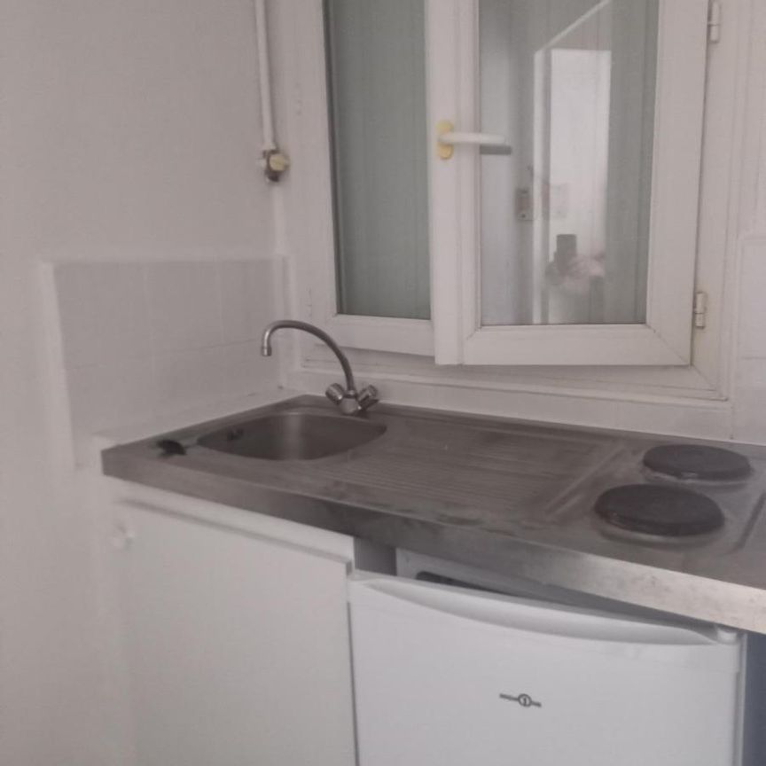 Location Appartement 1 pièce 16m² BORDEAUX 33000 - Photo 1