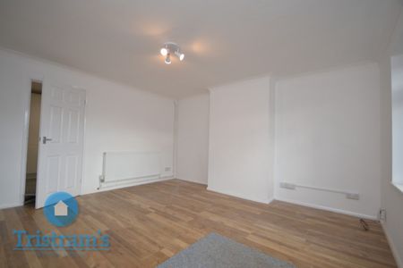 3 bed Town House for Rent - Photo 5