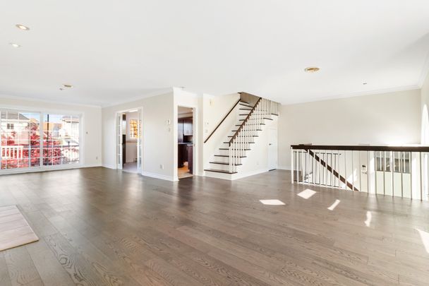 Rue Mercure, H7X 3S8, Laval - Photo 1