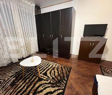 Garsonieră, 40 mp, etajul 5, decomandată, mobilată, utilată, zona-Ramada - Fotografie 1