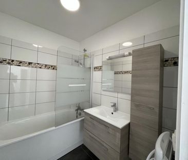 A LOUER : T2 à LILLE • Hypercentre • Nous consulter • - Photo 4