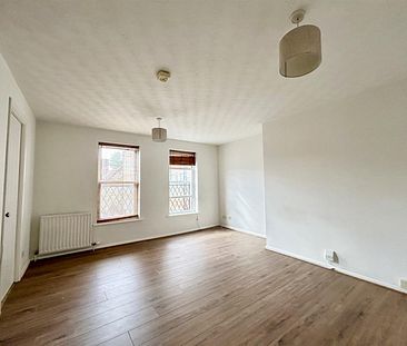 2 Bedroom Flat - Purpose Built To Let - Photo 6