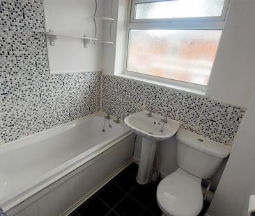 1 Bedroom Maisonette to Rent in Avondale Mews, Kettering, NN16 - Photo 3
