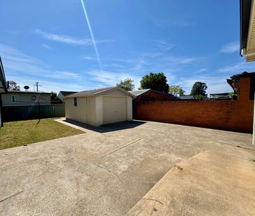 Home For Rent - Photo 5