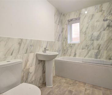 3 bedroom semi-detached house to rent - Photo 4