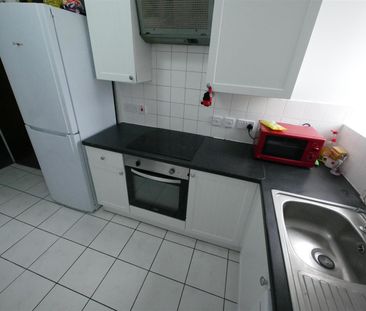 Gables, Bournemouth - Photo 6