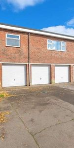 The Studio, Ash Road, Aldershot, Hampshire, GU12 - Photo 4