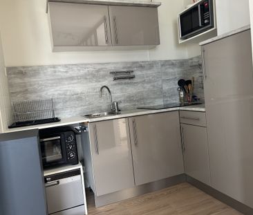 Reims TYPE 2 MEUBLE - Photo 1