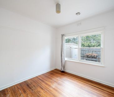 Perfect location, with enviable lifestyle opportunity! - Photo 6