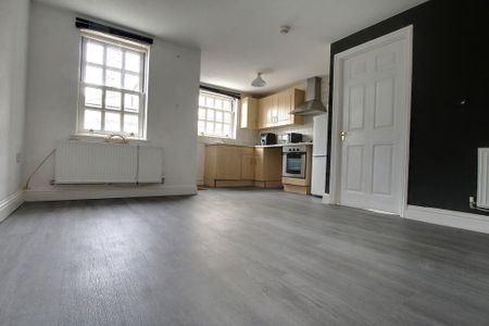 2 bedroom apartment to rent - Photo 4