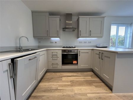 Odette Avenue, Wellington, Somerset, TA21 - Photo 4